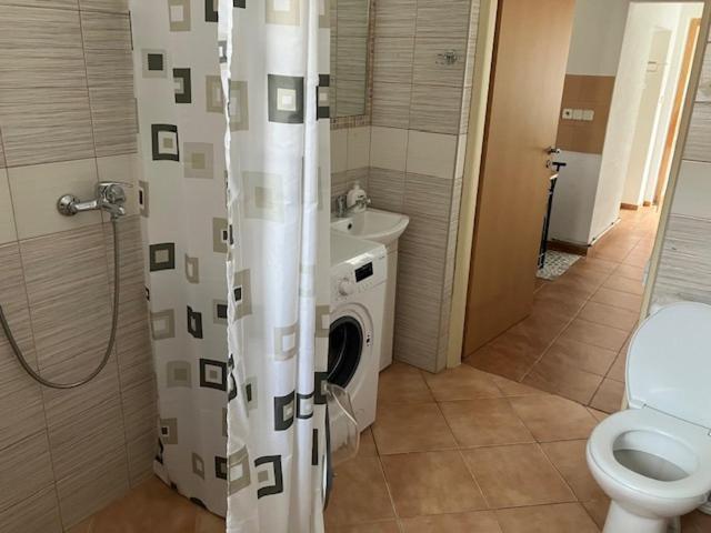 ボイニツェApartmanovy Dom Slaviaアパートメント エクステリア 写真