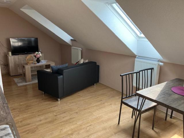 ボイニツェApartmanovy Dom Slaviaアパートメント エクステリア 写真